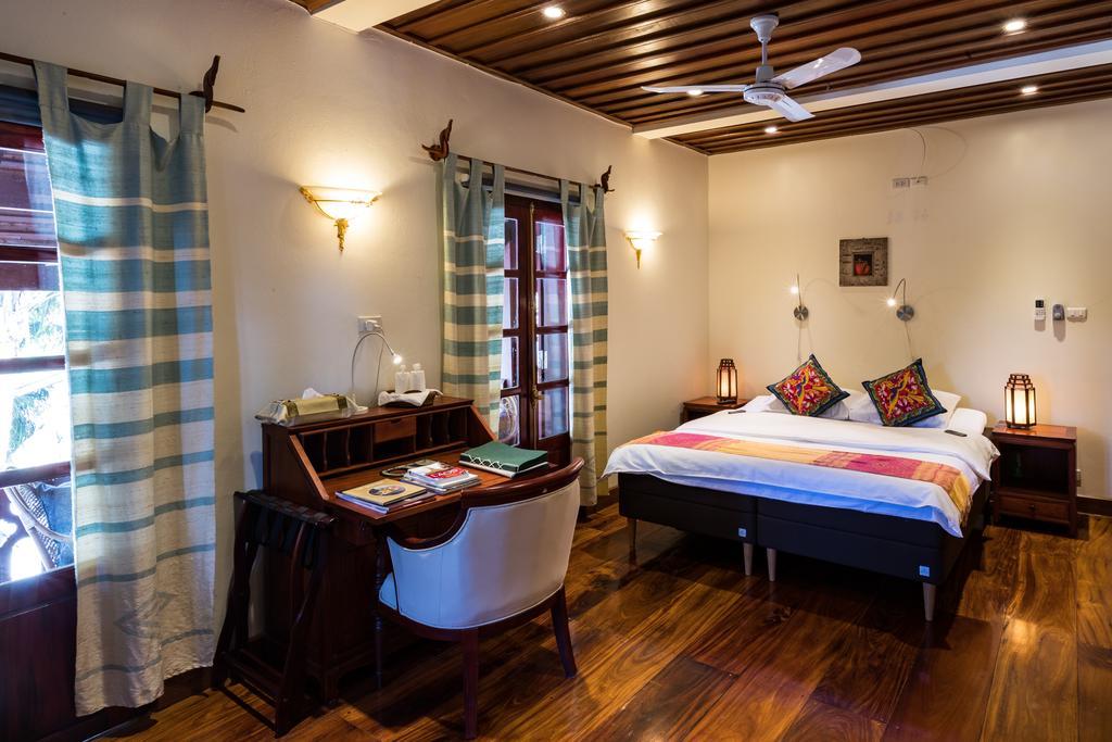 Mekong Riverview Hotel Luang Prabang Luaran gambar