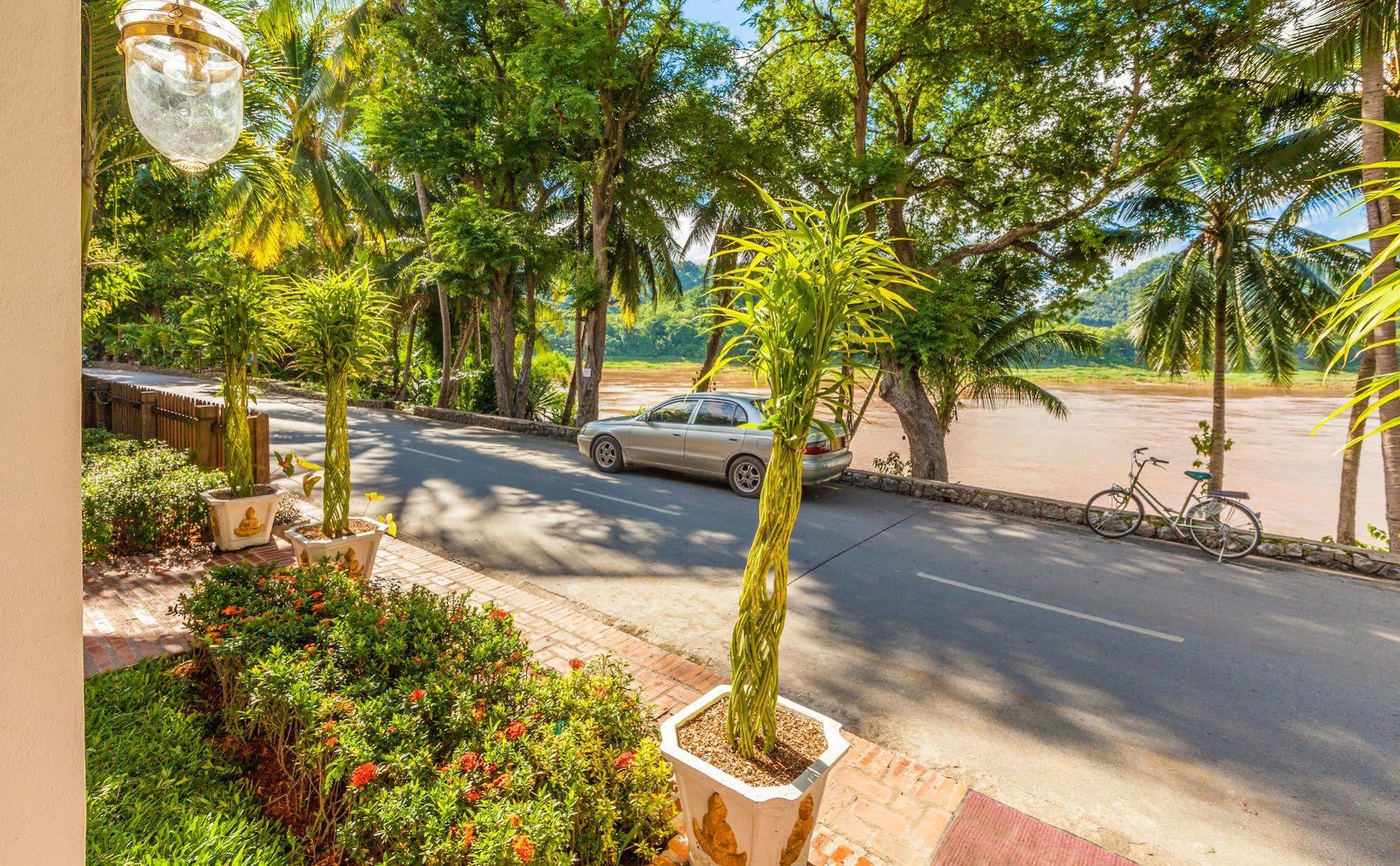 Mekong Riverview Hotel Luang Prabang Luaran gambar